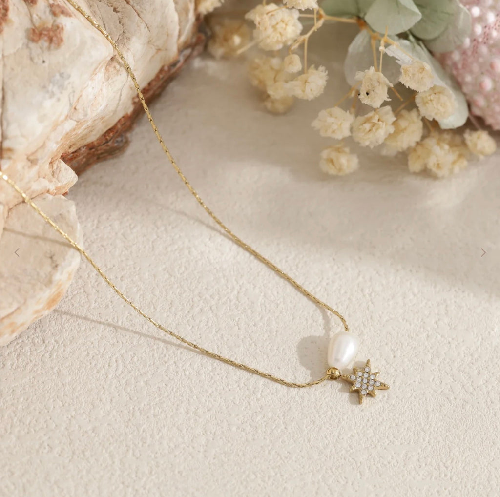 Collier Lani